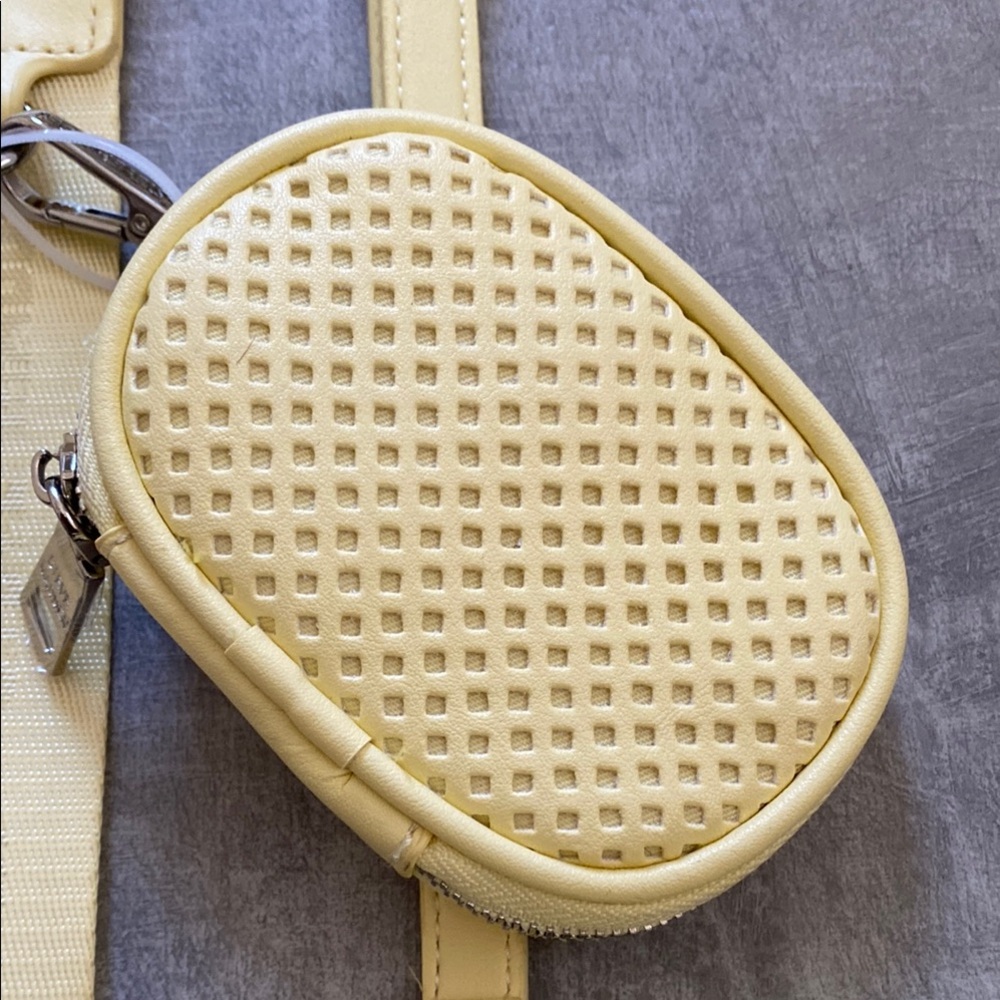 Steve Madden Yellow Textured Crossbody Bag - Picture 6 of 10